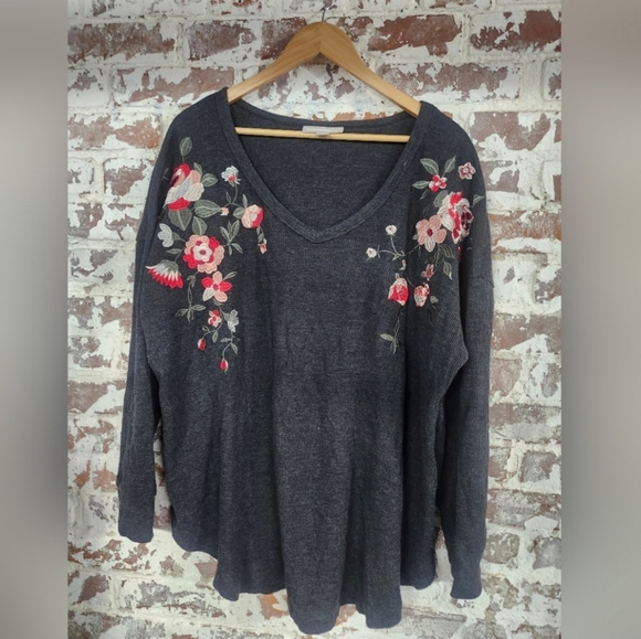 Tunic - Picture 1 of 4